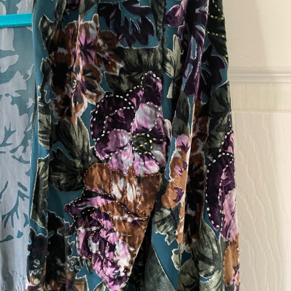 Velvet Hand Beaded Shawl - Picture 2 of 8